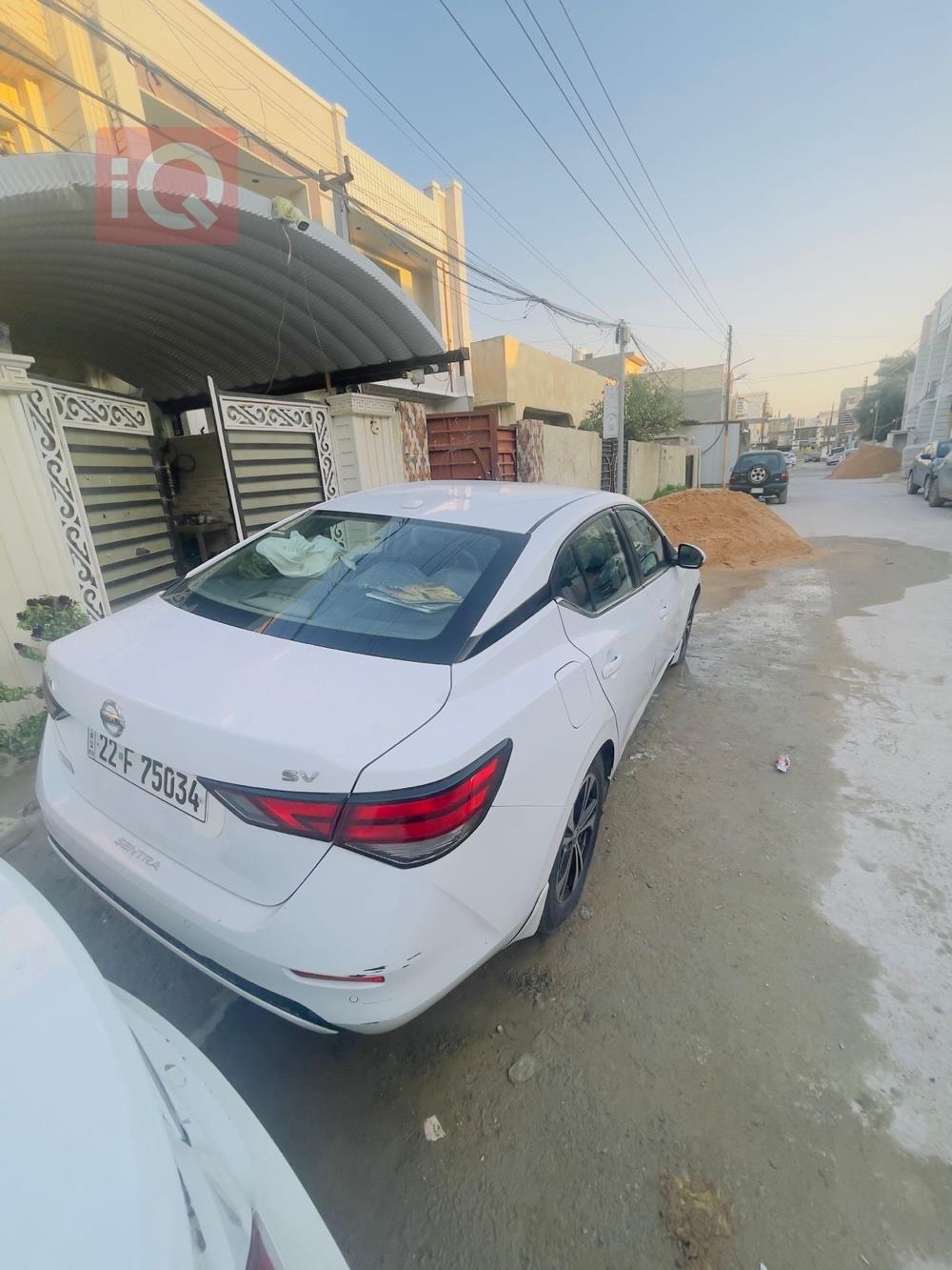نیسان سێنترا